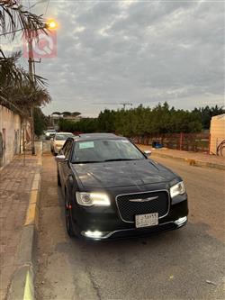 کرایسلەر 300
